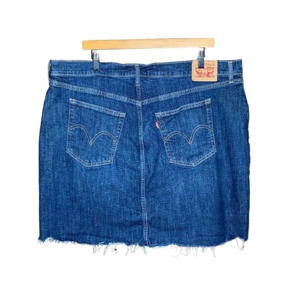Levi’s Jean Skirt Woman’s Size 18 - Picture 4 of 13